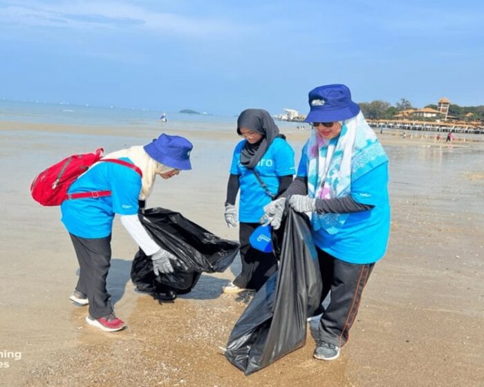 cenviro-with-sunway-university-beach-clean-up-port-dickson-07